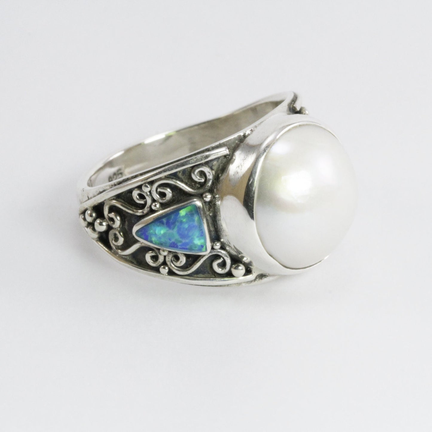LUX white Mabe pearl ring decorated with handmade filigree and formed blue opal set in 925 sterling silver, 12 mm mabe pearl ring