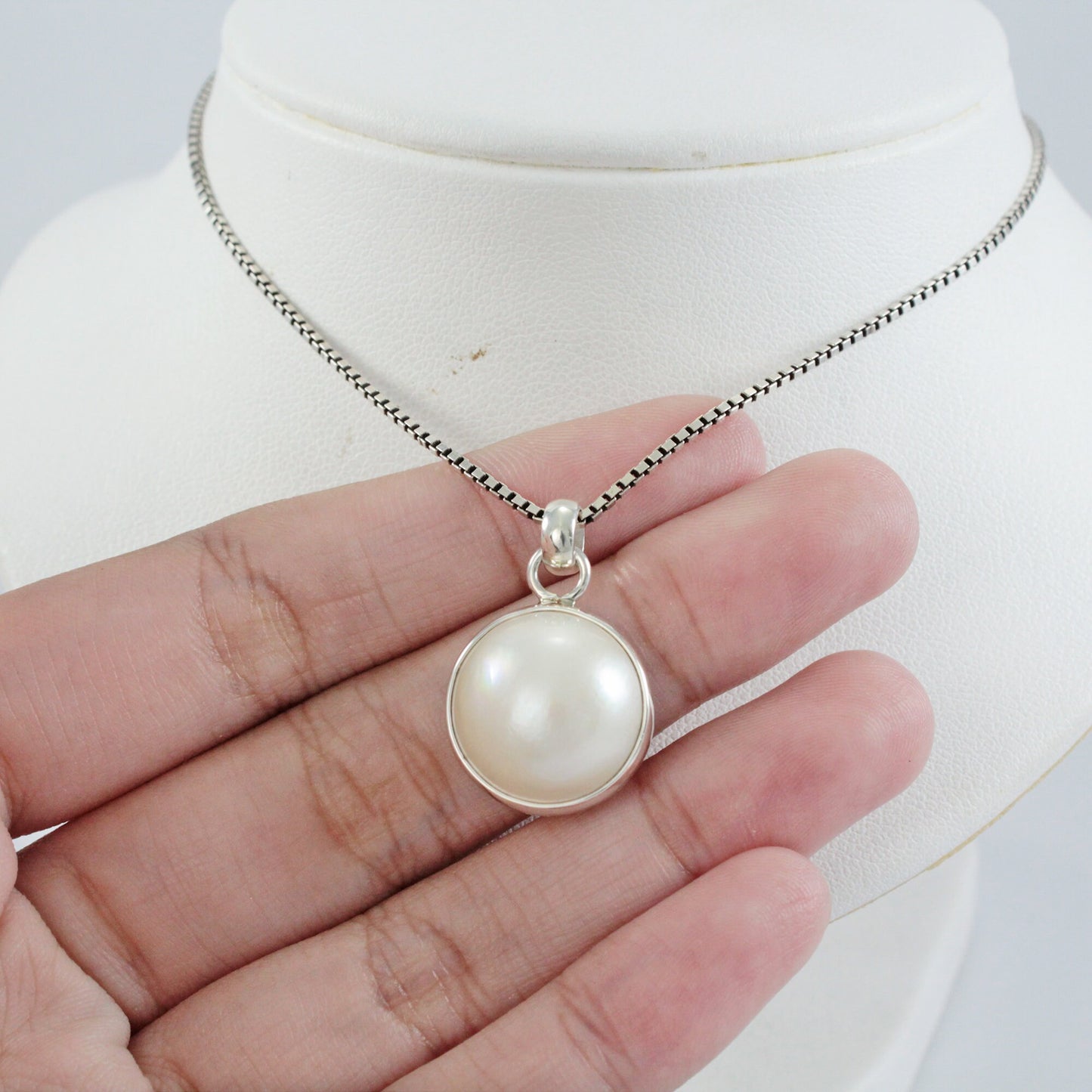 Genuine round white mabe pearl set in 925 sterling silver pendant, Pacific Ocean Mabe pearl 16 mm round