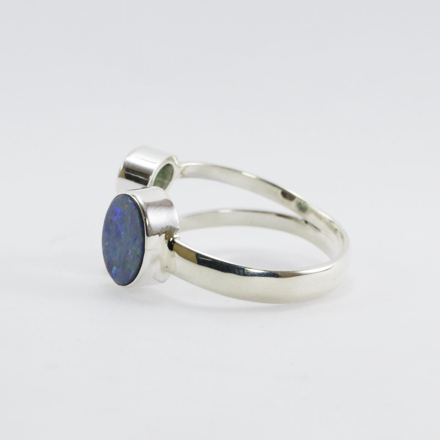 Three stones ring adjustable with fire opal and natural green emerald set in 925 sterling silver split shank style