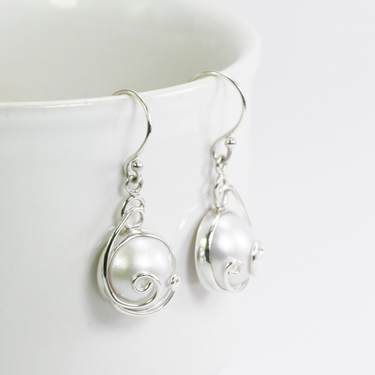 white mabe pearl earrings 925 sterling silver 13 mm round