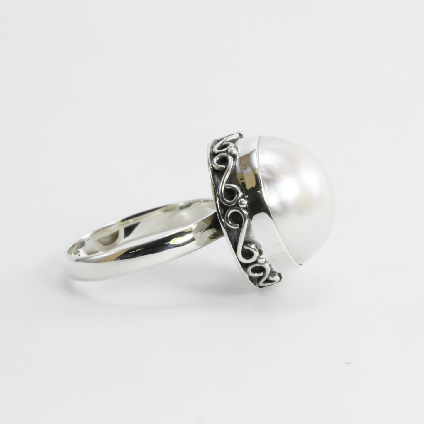 Handmade bezel set ring design 925 sterling silver with 14 mm genuine cultured white round mabe pearl decorated with swirl filigree edge,
