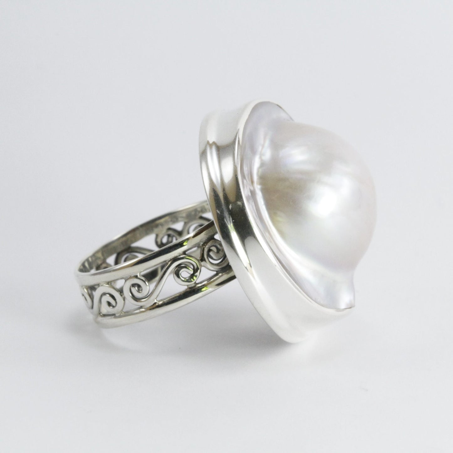RARE 20 mm genuine BLISTER mabe pearl set in Handmade ring 925 sterling silver, large blister pearl ring bezel set
