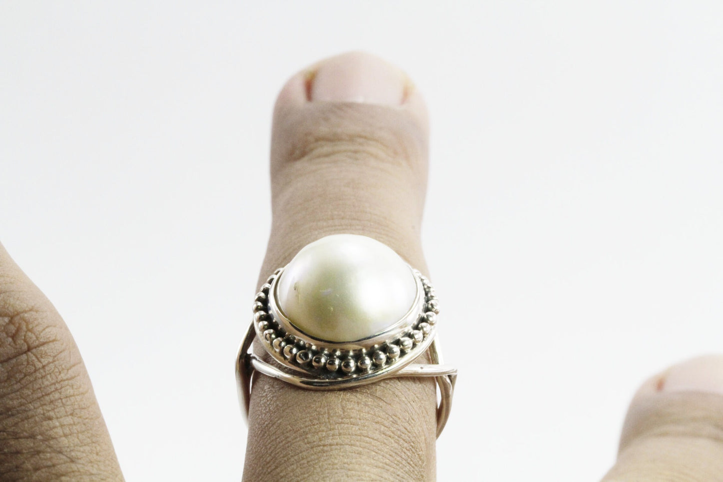 Handmade split shank ring 925 sterling silver with genuine round 13 mm south sea mabe pearl decorated with silver ball filigree