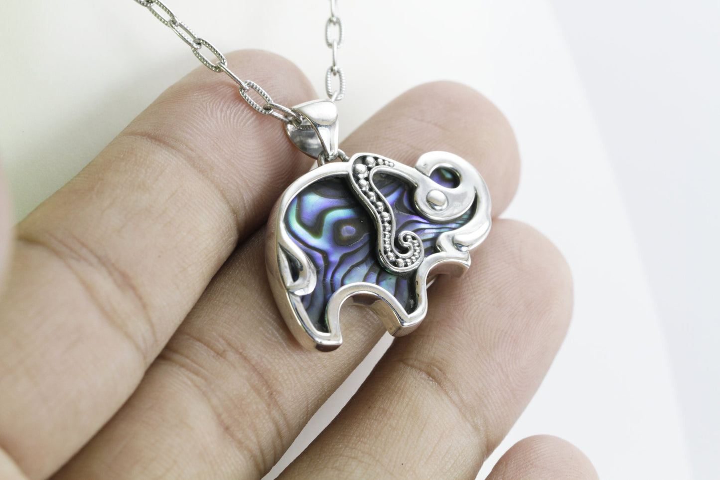 Elephant pendant necklace 925 sterling silver decorated with Abalone shell and filigree art dot