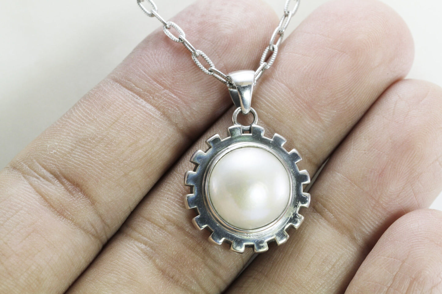 Genuine round 13 mm white Mabe pearl set in handmade 925 sterling silver pendant, gear box silver style pendant with white pearl
