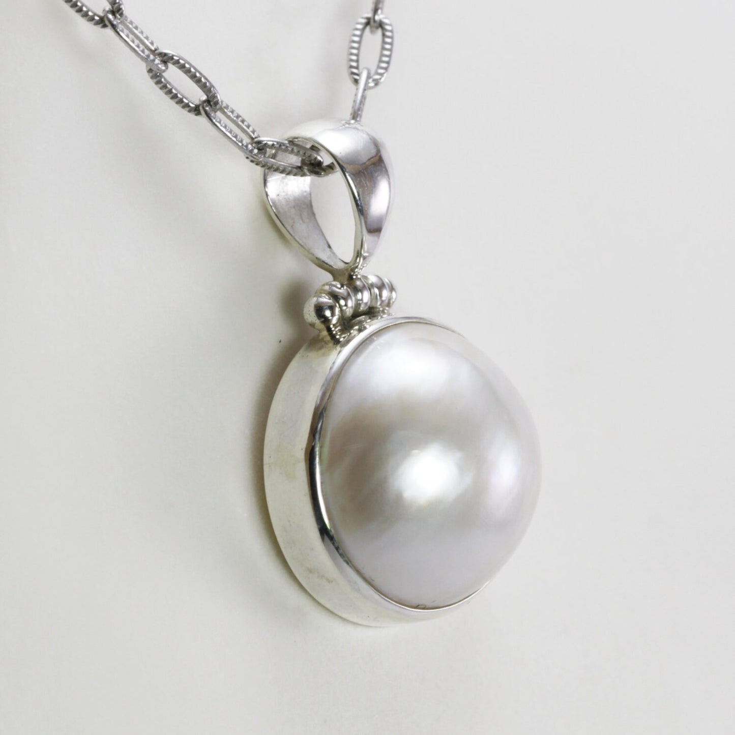 white mabe pearl pendant necklace 925 sterling silver