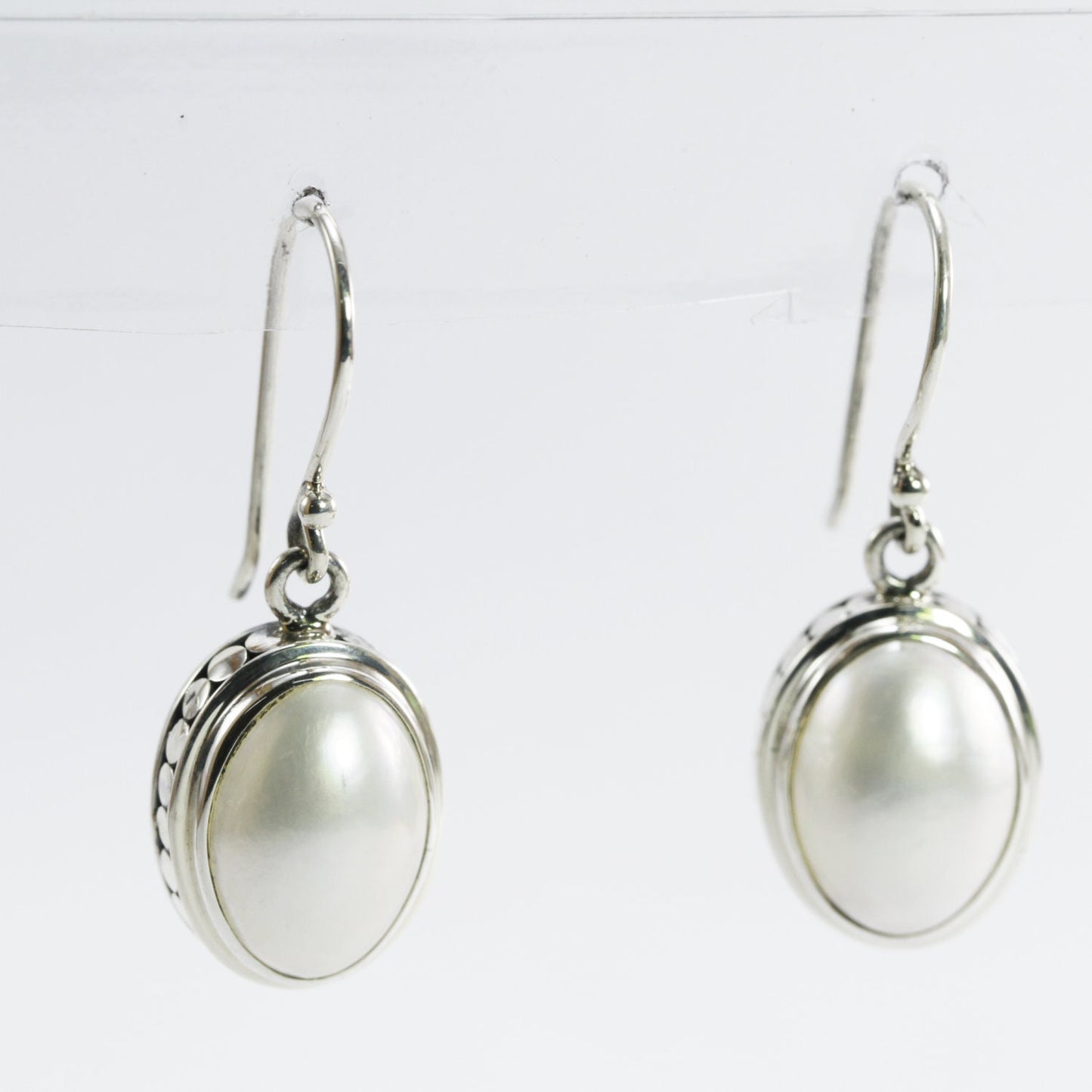 oval pearl earrings 925 sterling silver decorated with dot frame, mabe pearl earrings