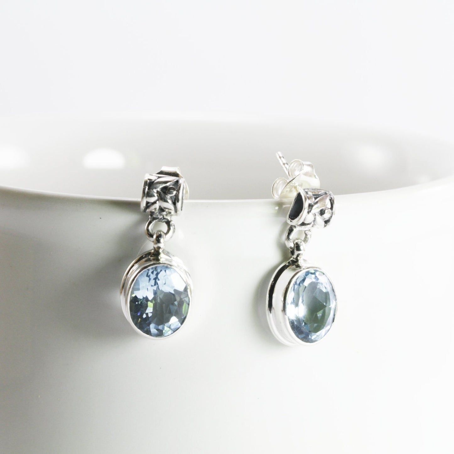 Blue topaz earrings stud dangle set in 925 sterling silver decorated with rice pattern carving