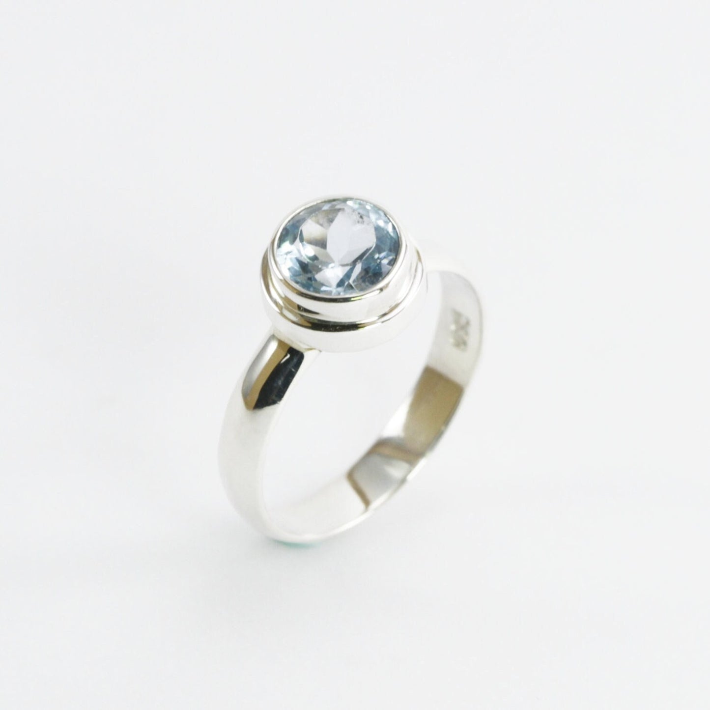 blue topaz ring 925 sterling silver with bezel set