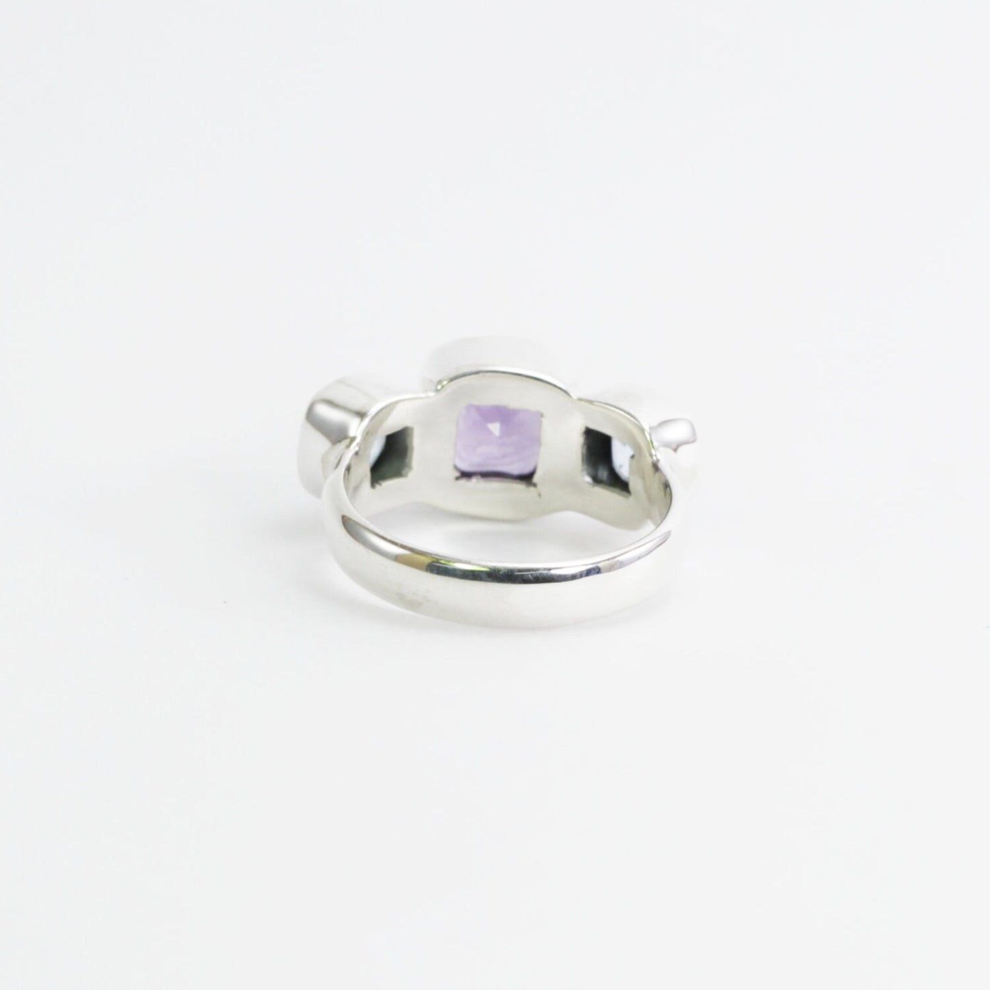 Three stone ring 925 sterling silver with 6 mm amethyst and 8 mm blue topaz