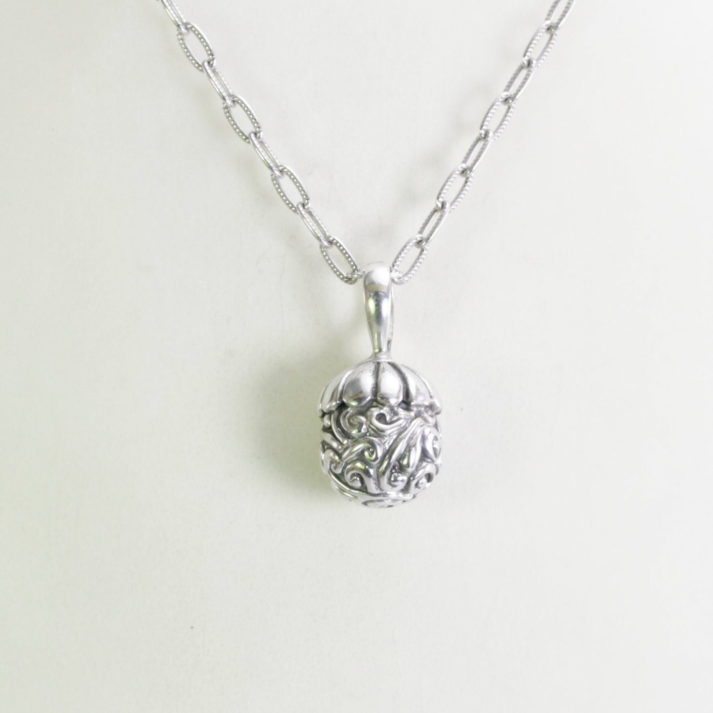 Acorn pendant necklace 925 sterling silver with swirl filigree ornament art