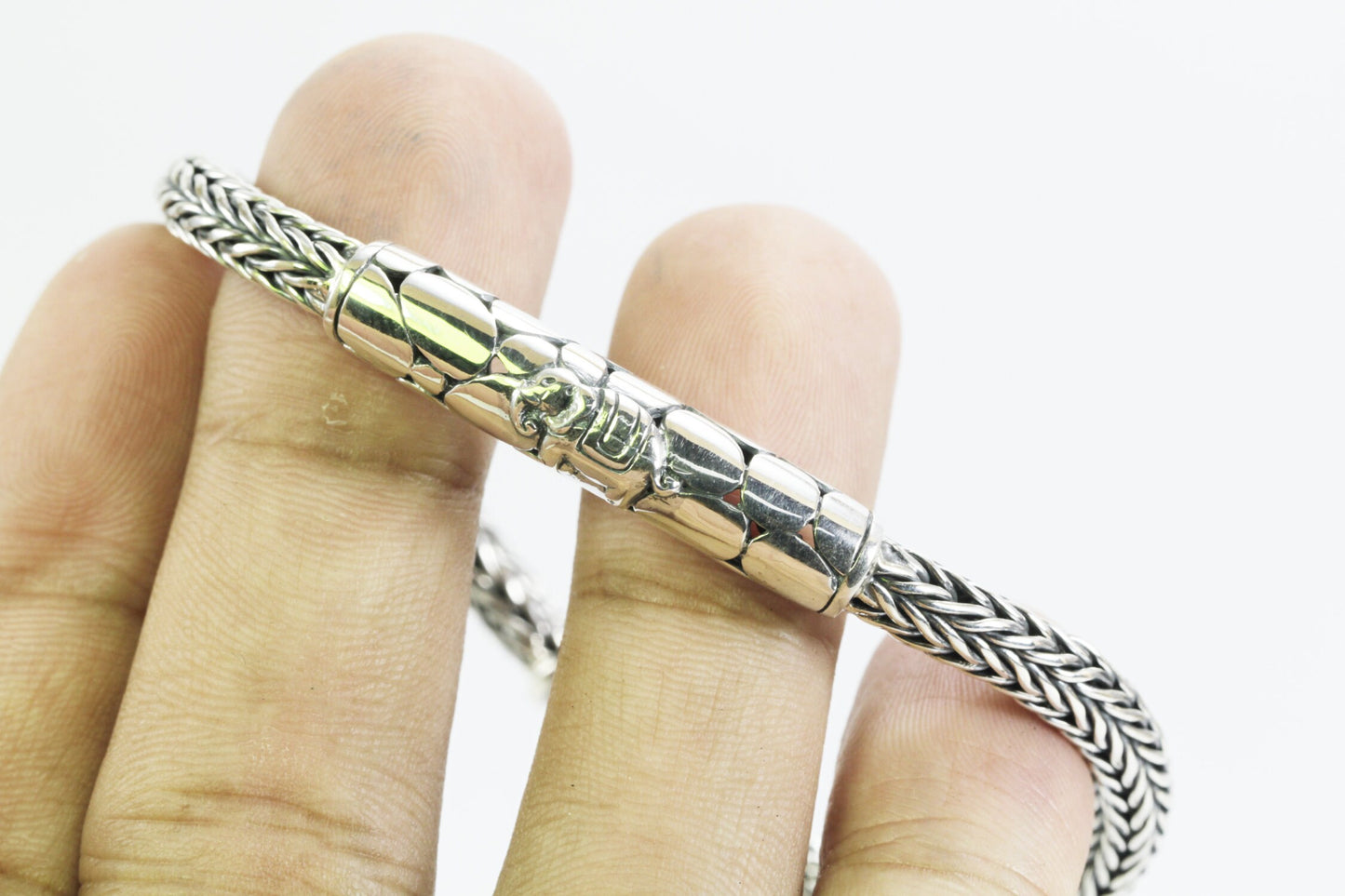 925 sterling silver bracelet 7.5" inch length, 6MM round thickness decorated with elephant ornament