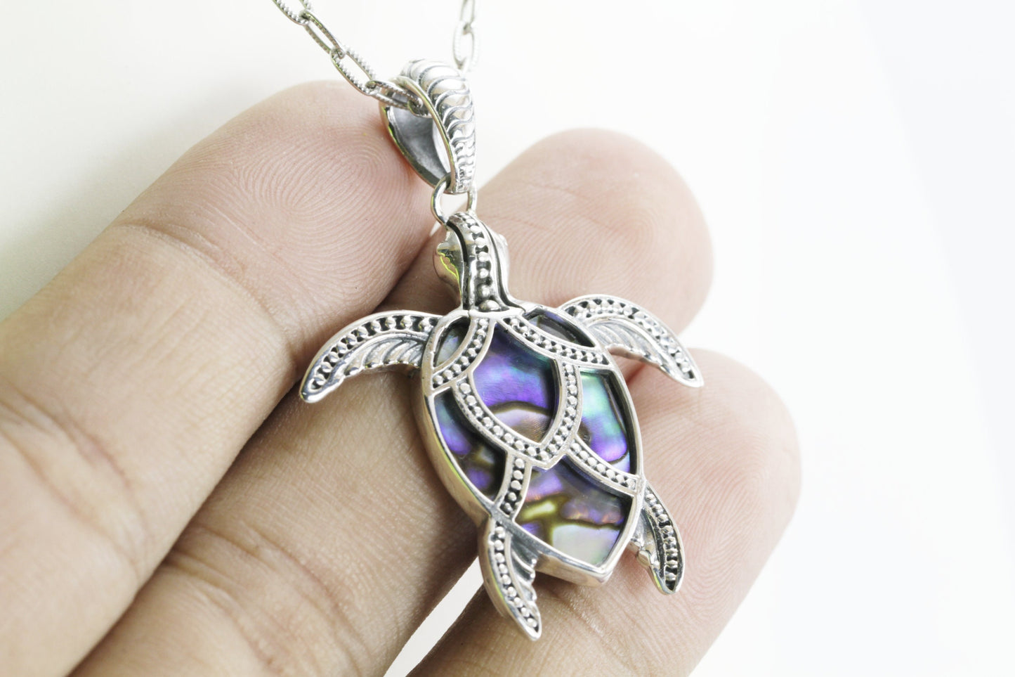 Turtle necklace pendant 925 sterling silver decorated with Abalone shell and filigree art dot