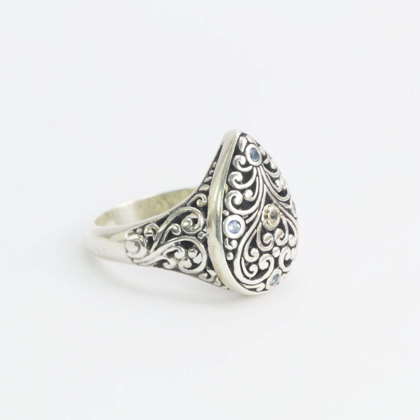 Beautiful Bali handmade Filigree Carving in 925 sterling silver ring decorated with genuine topaz and 18K yellow gold accent