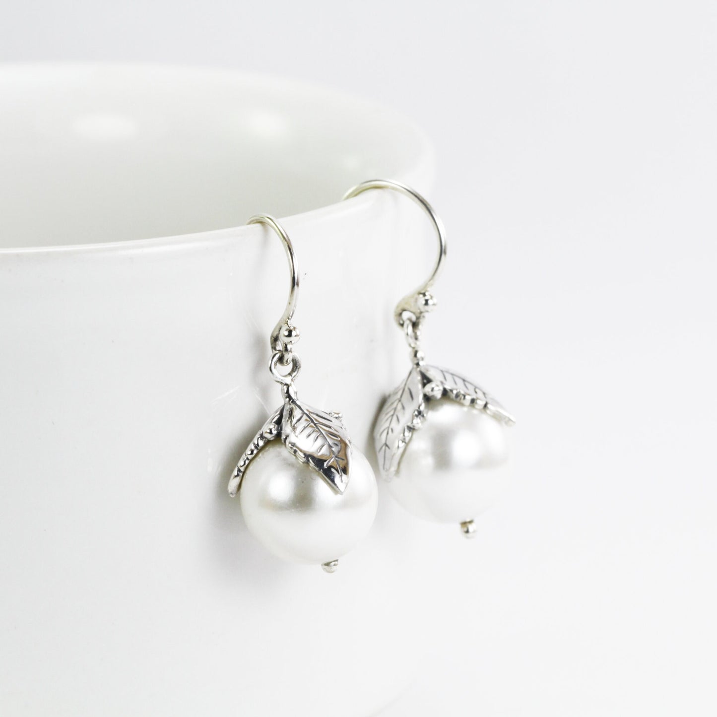 silver leaf earrings 925 sterling silver with genuine fresh water pearl, pearl earrings