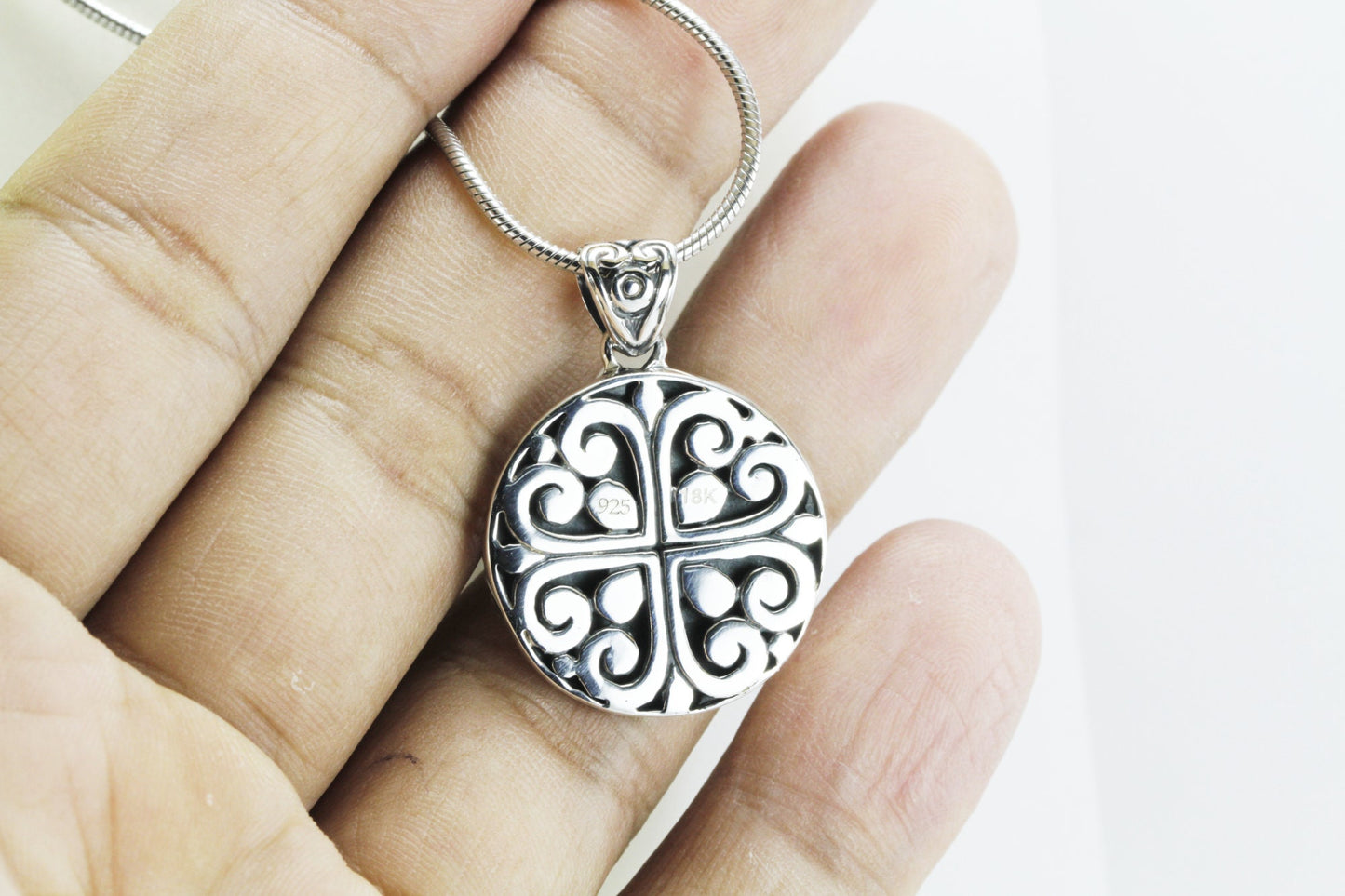 Medallion necklace pendant 18K gold on 925 sterling silver, coin pendant style filigree art real yellow gold