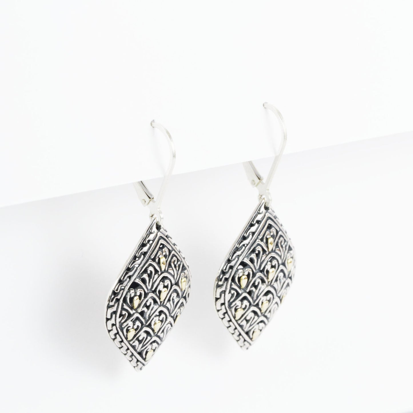 filigree earrings dangle 925 sterling silver decorated with Dragon skin art and 18K yellow gold franch lock
