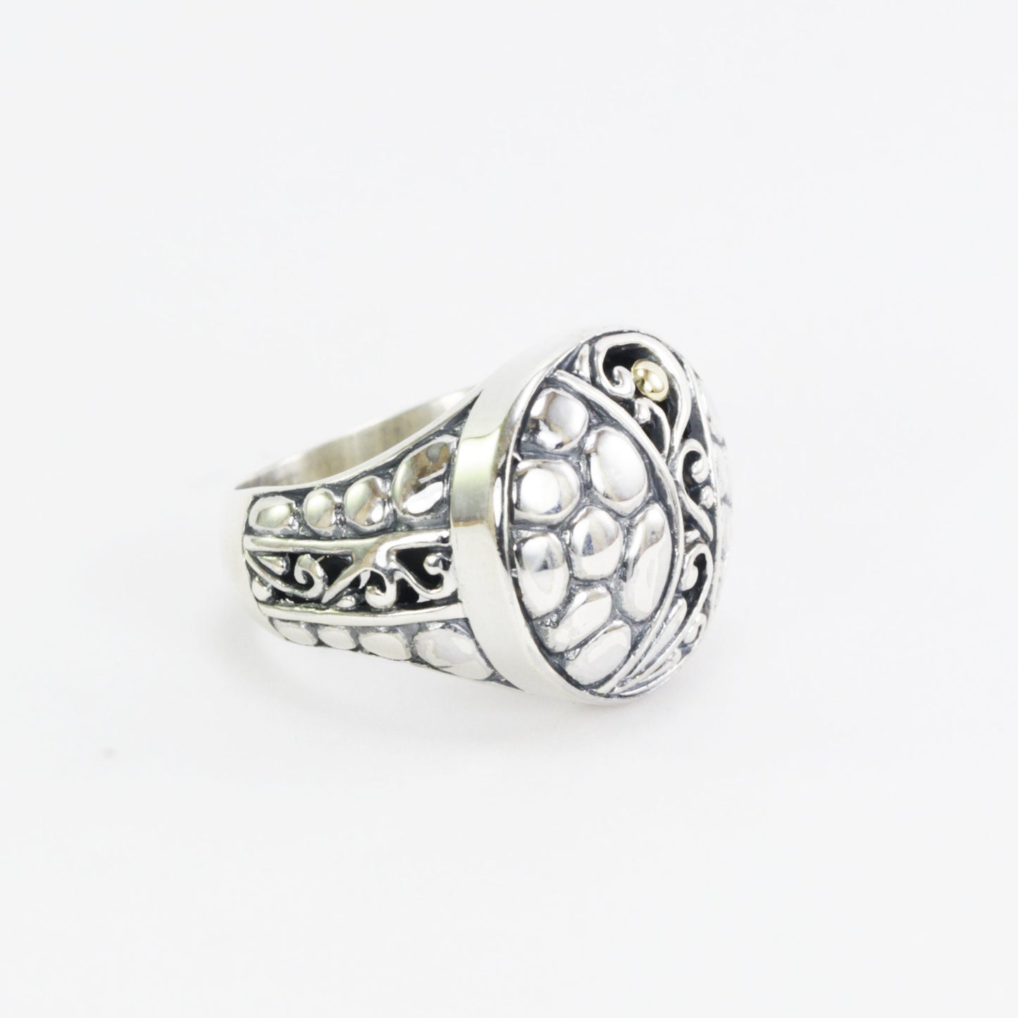 signet ring 925 sterling silver decorated with Bali carving filigree art