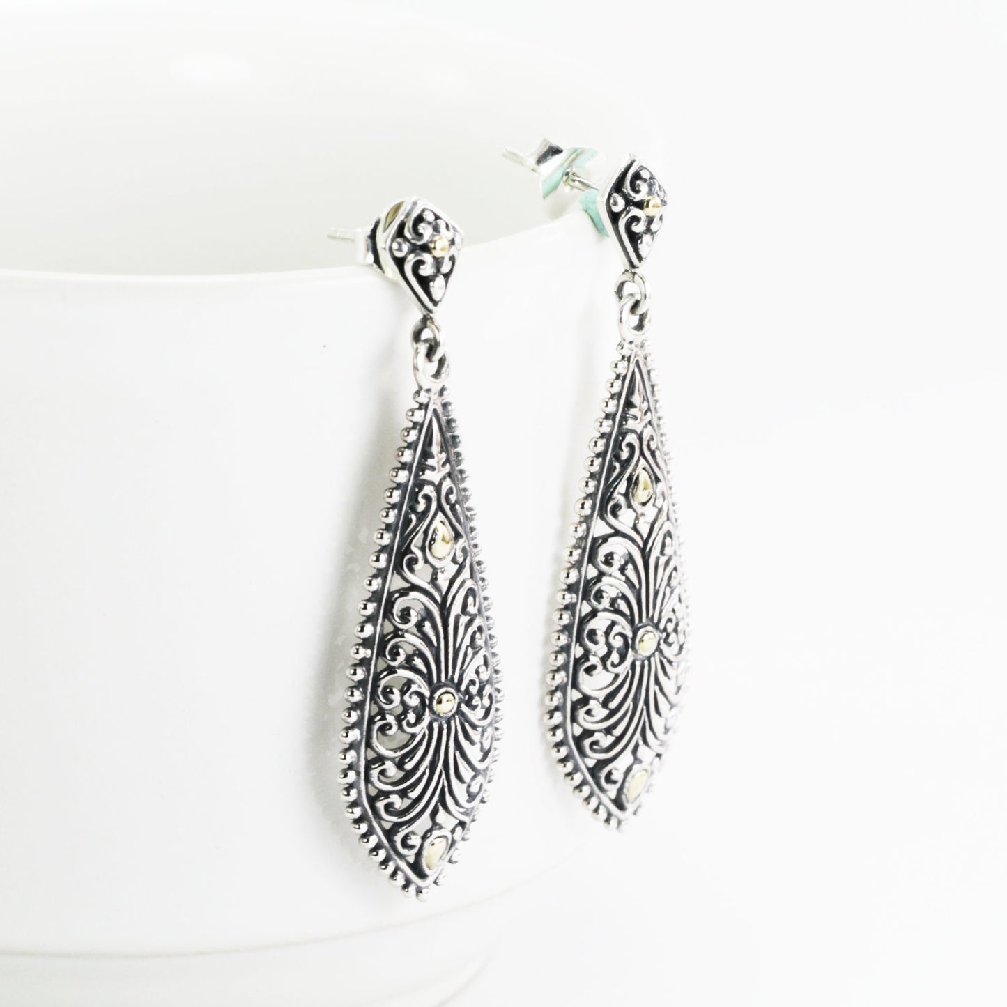 filigree earrings dangle 925 sterling silver decorated with open work carving and 18K yellow gold