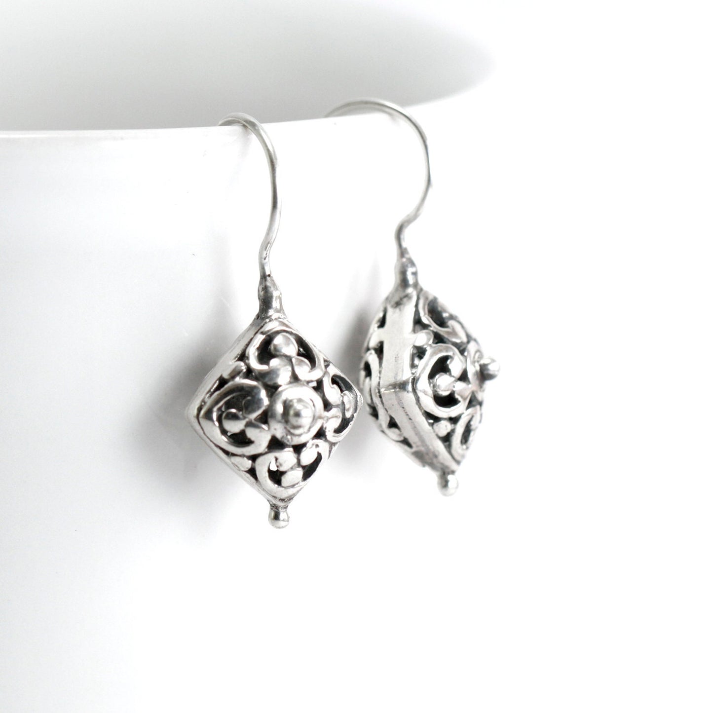 Antique earrings drop 925 sterling silver decorated with open work filigree