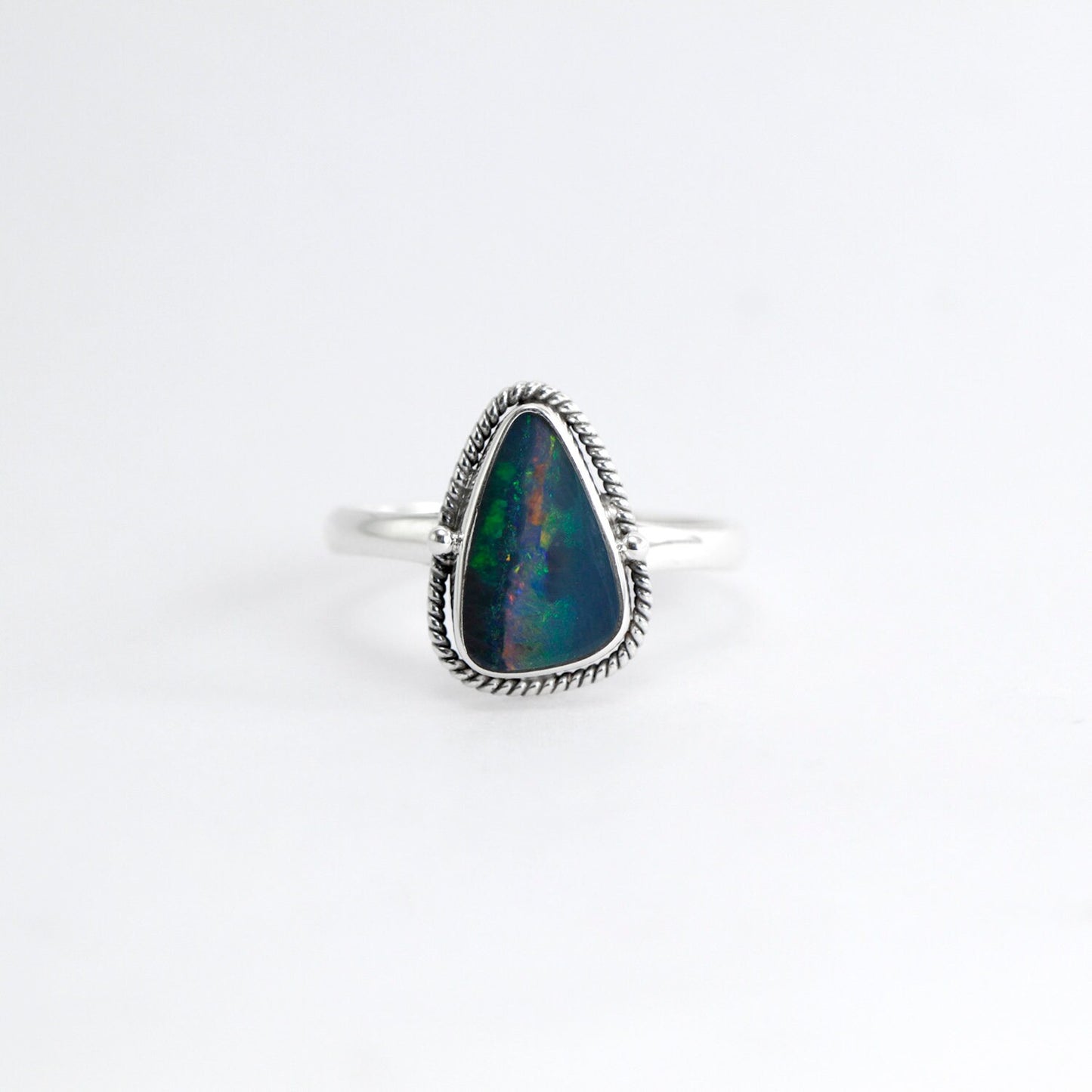 Fire Opal ring 925 sterling silver bezel set decorated with cable edge
