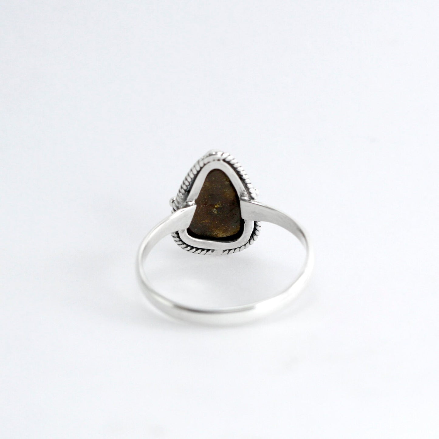 Fire Opal ring 925 sterling silver bezel set decorated with cable edge