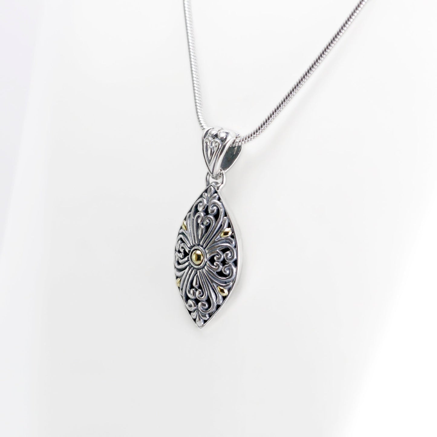 marquise pendant 925 sterling silver decorated with filigree art and 18K gold accent