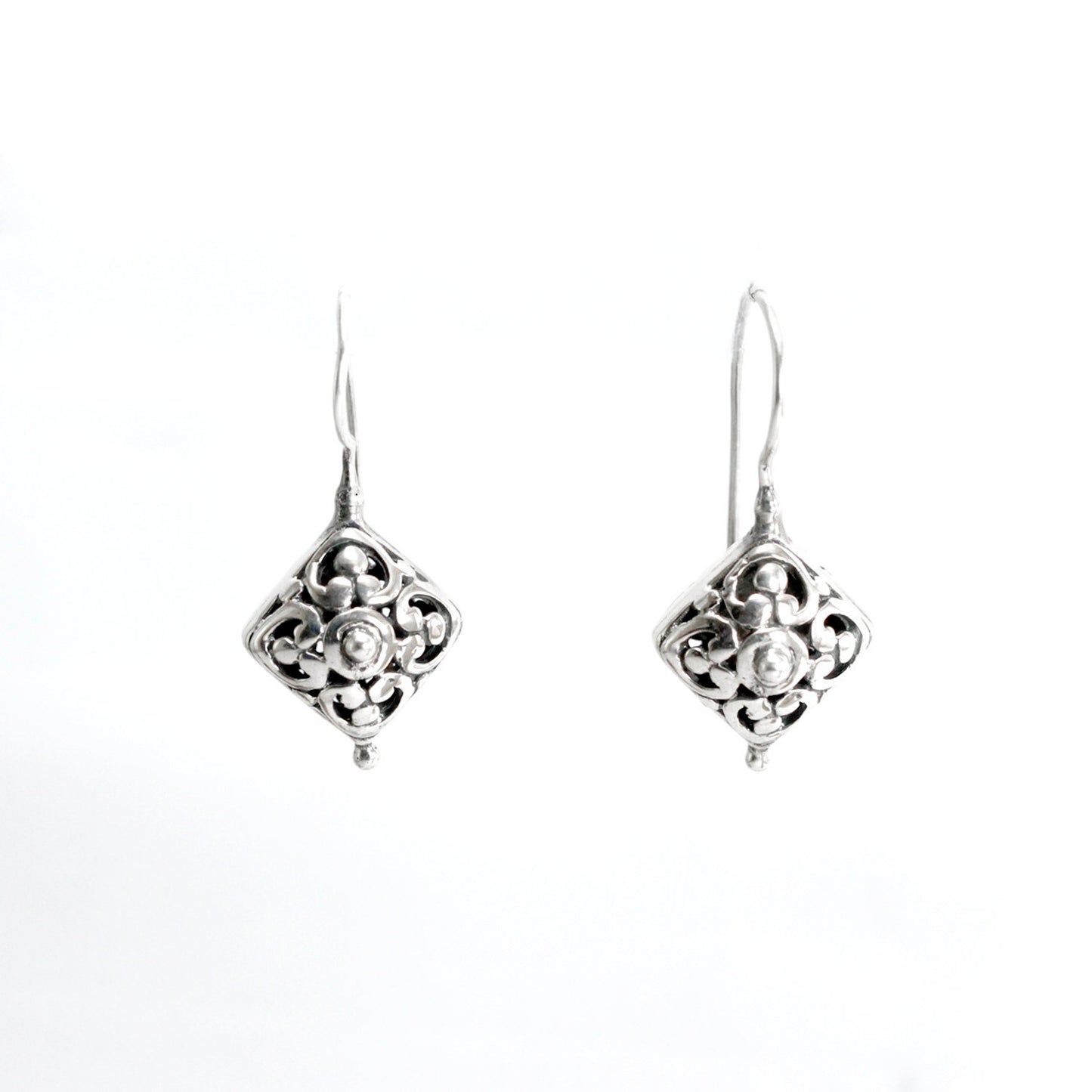 Antique earrings drop 925 sterling silver decorated with open work filigree