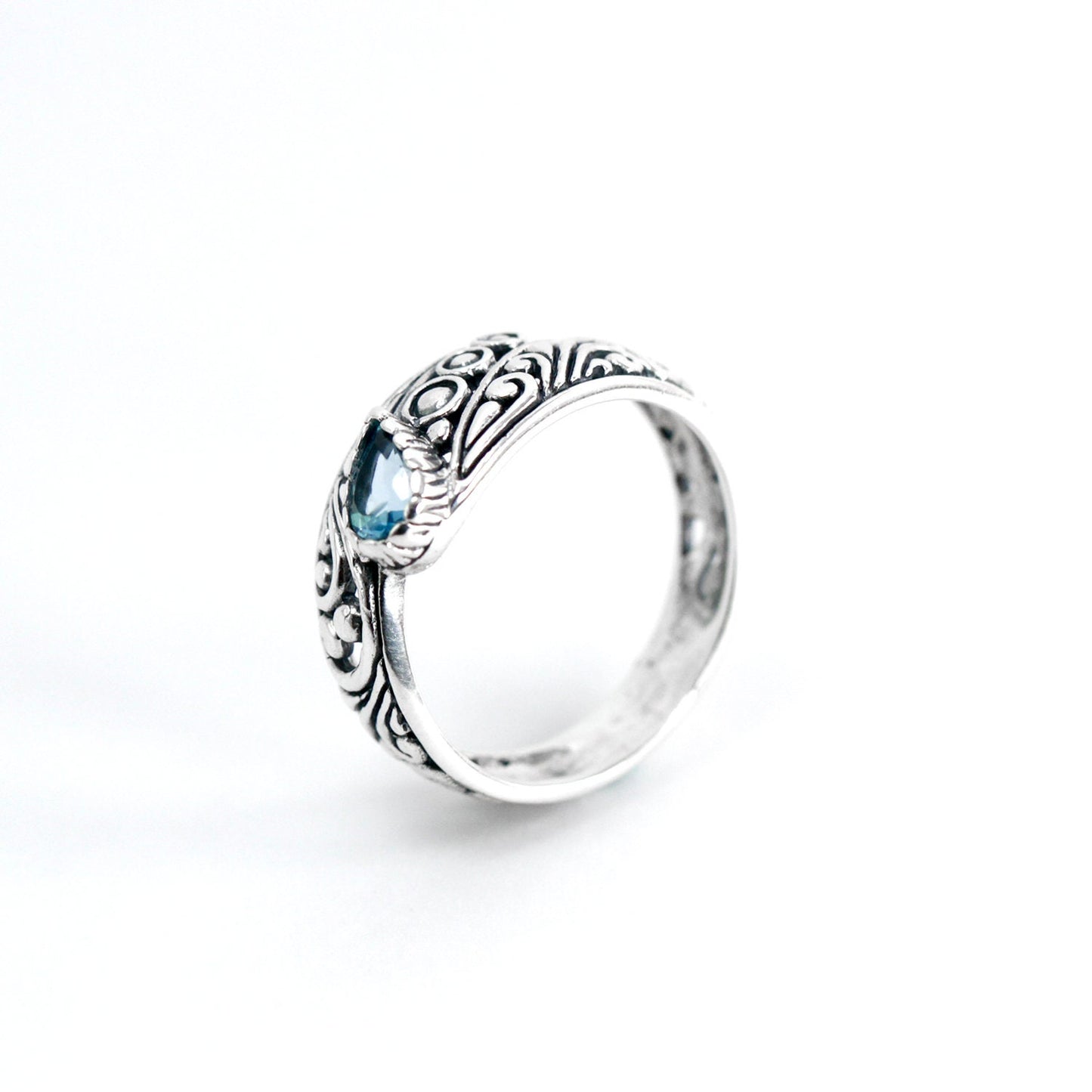 open work ring with genuine blue topaz in 925 sterling silver