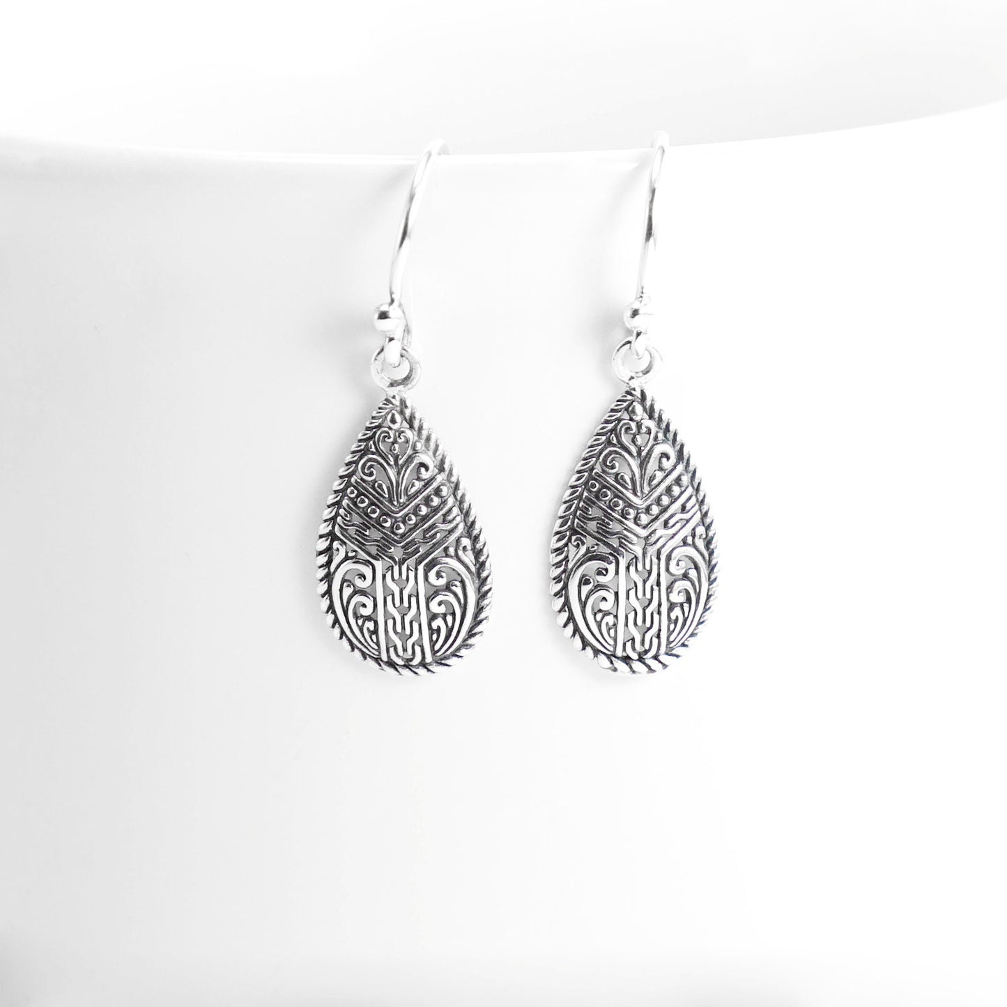 dangle drop filigree earrings in 925 sterling silver, Bali carving silver earrings dangle