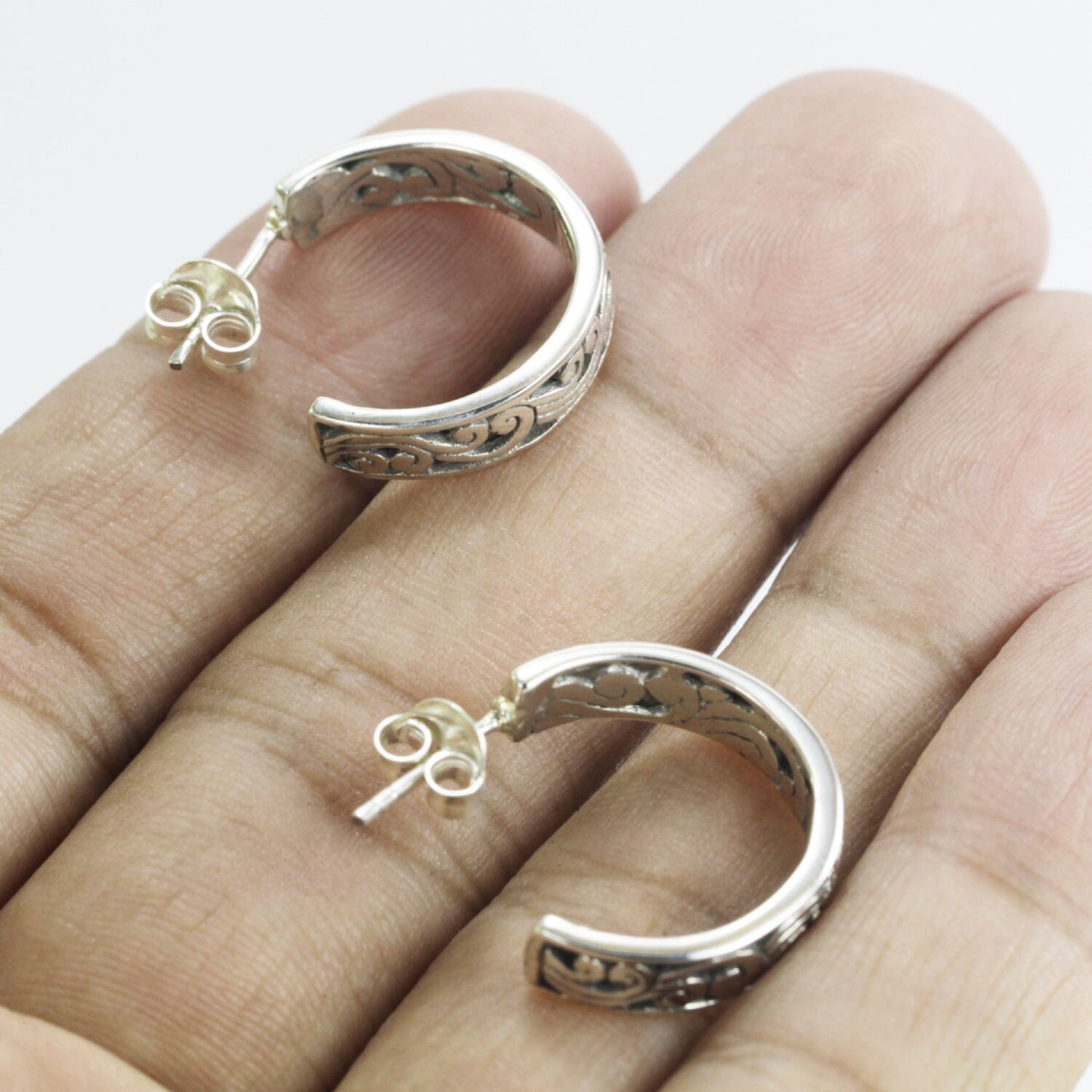 Earrings Hoop 925 sterling silver decorated with Swirl Filigree art and push back closure for women