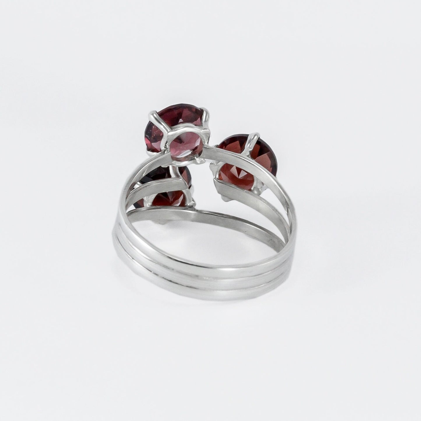 Red Garnet ring set in 925 sterling silver, three stones ring