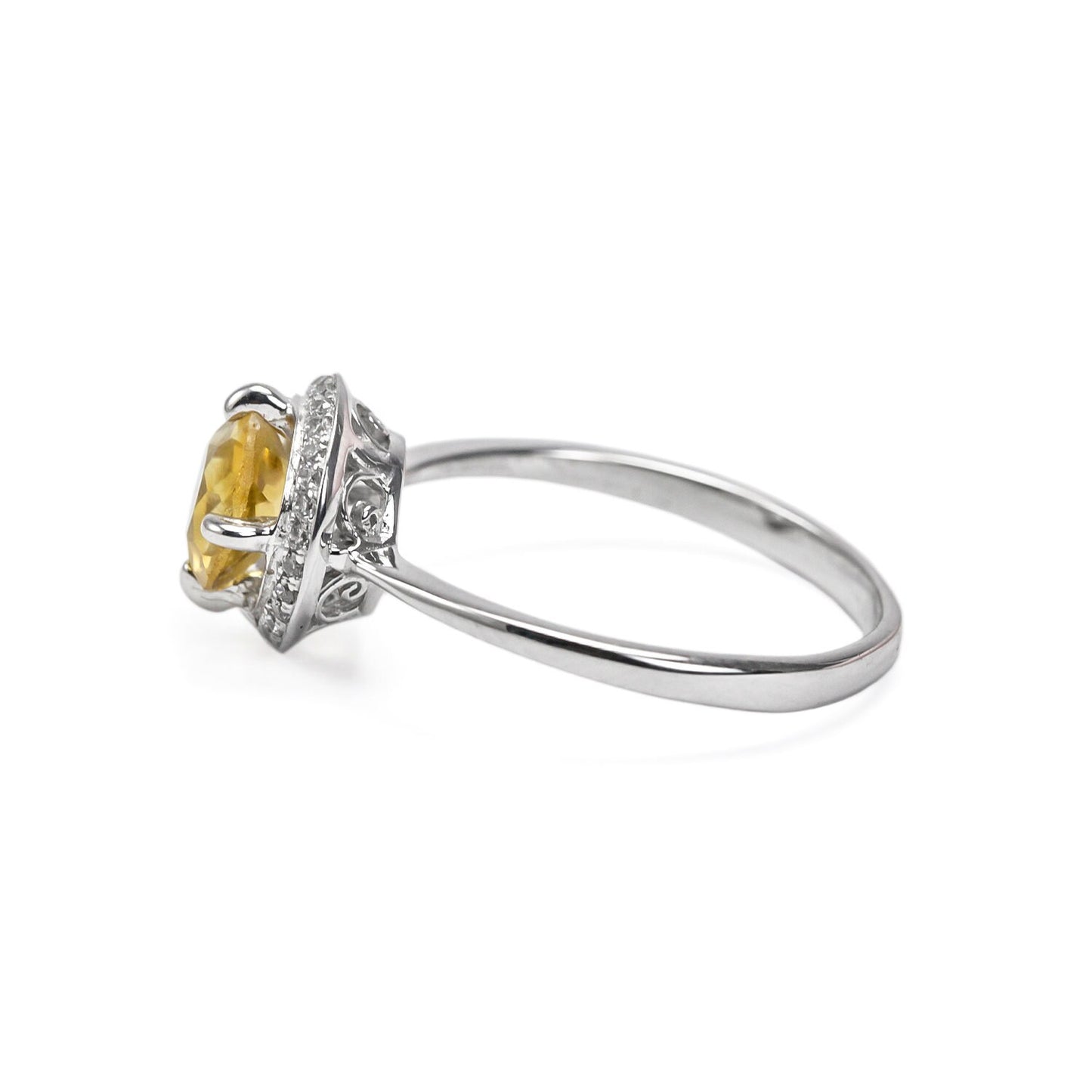solitaire ring 925 sterling silver with genuine yellow citrine decorated with white crystal