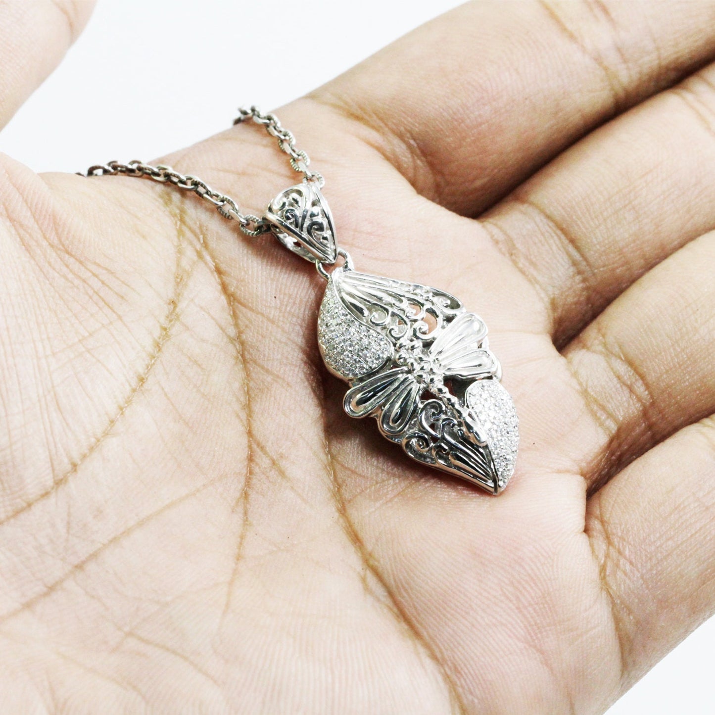 dragonfly pendant 925 sterling silver decorated with filigree leaf pattern and white zircon