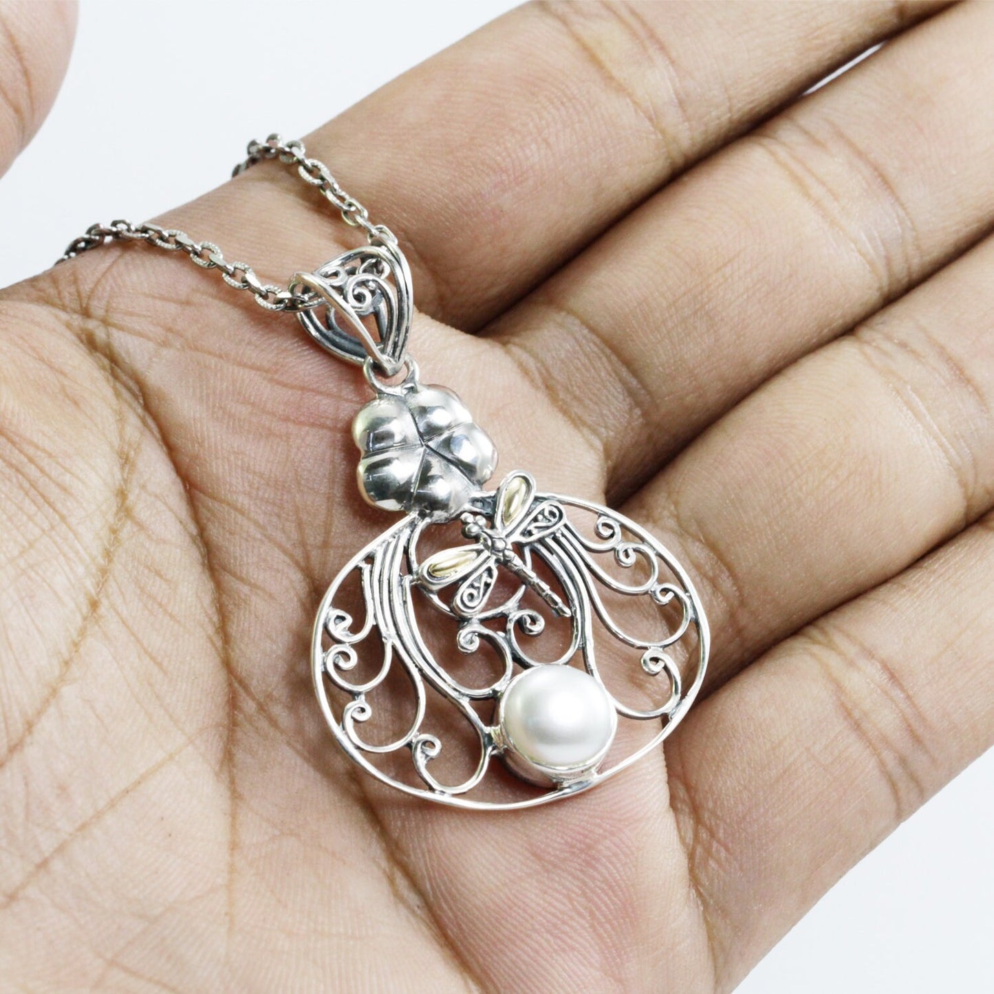flower pendant necklace 925 sterling silver and 18K yellow gold decorated with fresh water pearl
