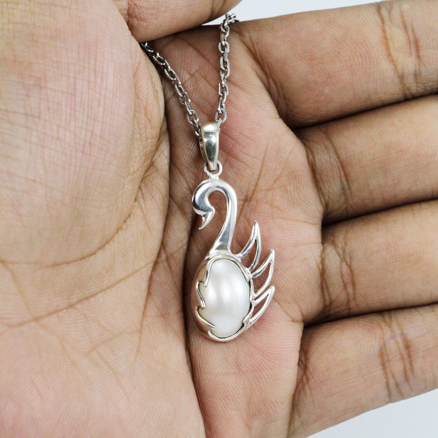 goose pendant necklace 925 sterling silver with genuine oval mabe pearl