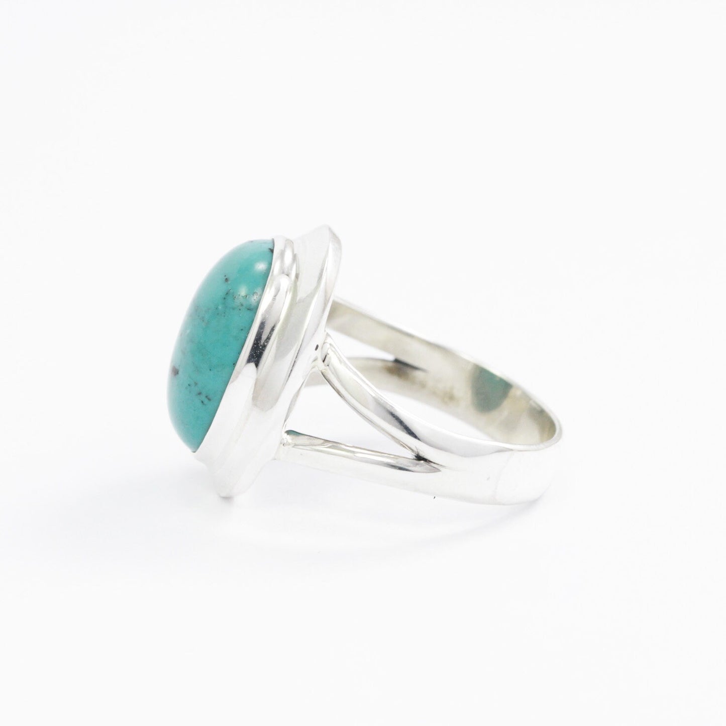 Turquoise ring oval shape 925 sterling silver with split shank