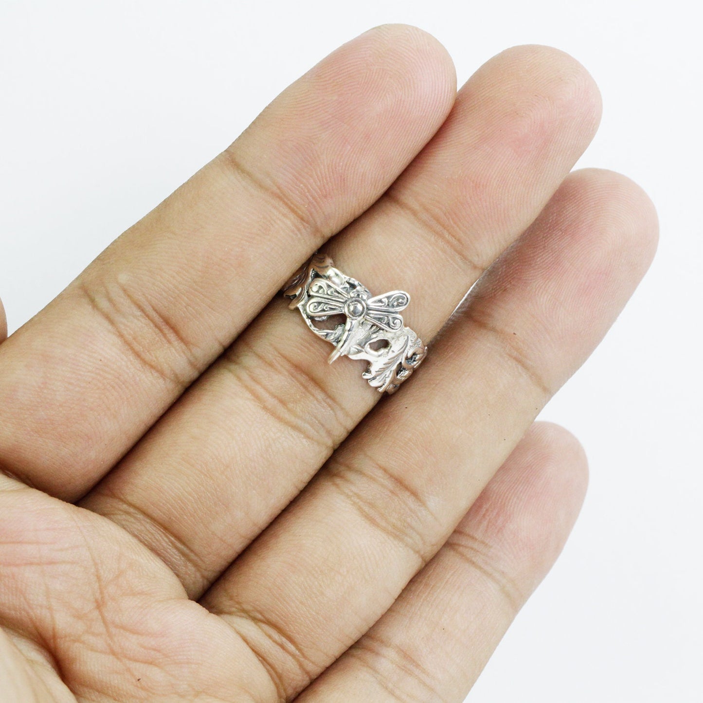 Wide band ring 925 sterling silver with floral ornament and dragonfly