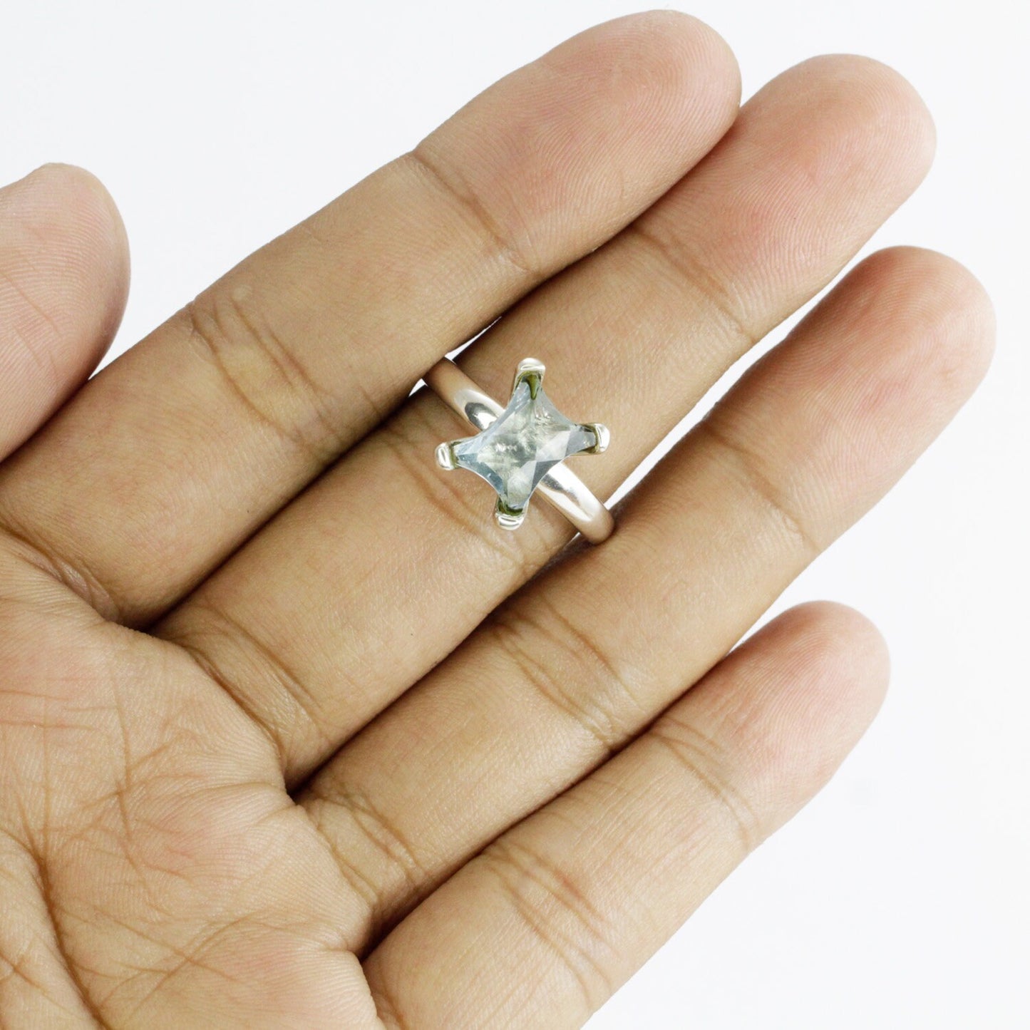 sky Blue Topaz ring set in 925 sterling silver ring, solitaire ring with sky blue topaz