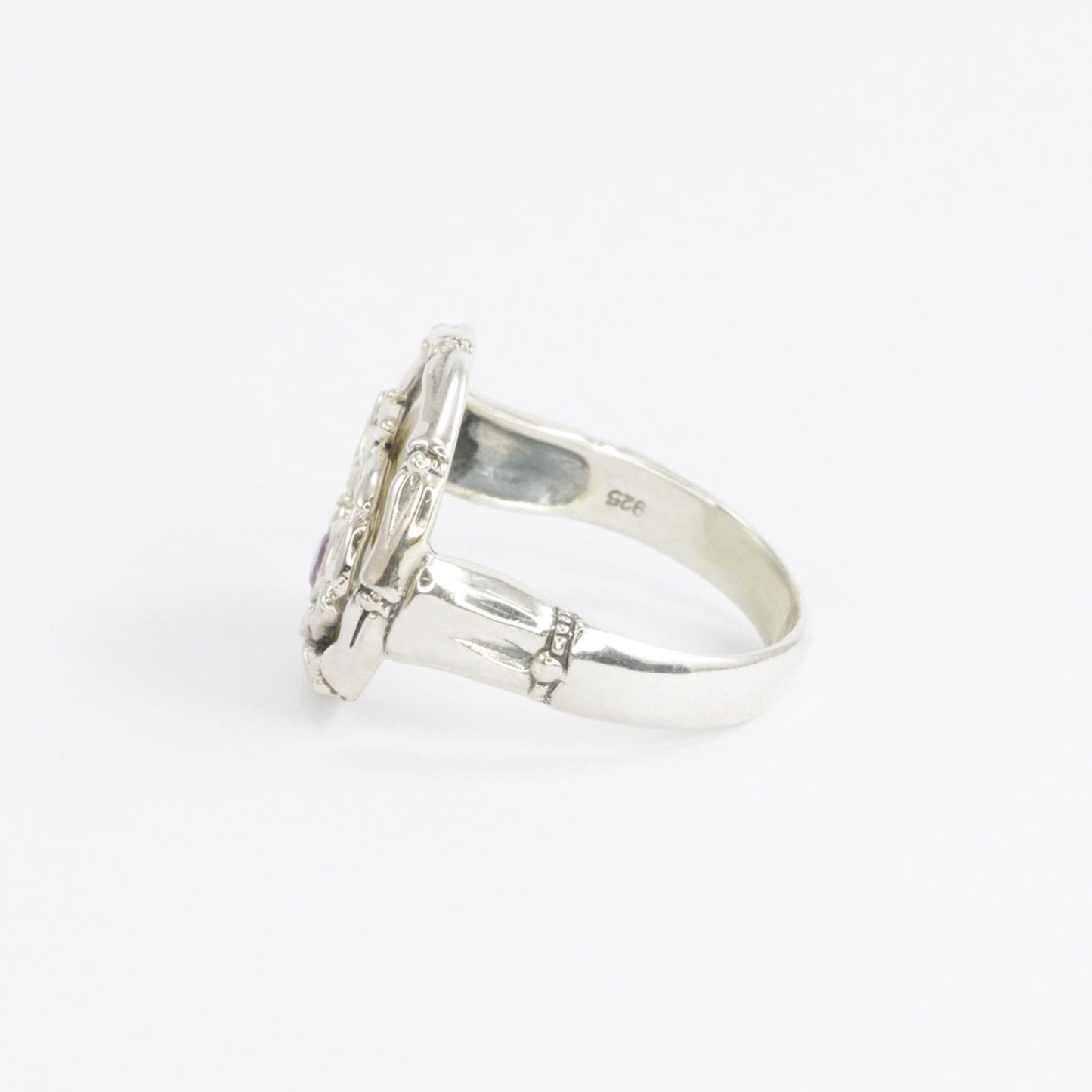 Amethyst ring 925 sterling silver with bamboo ornament and genuine white shell