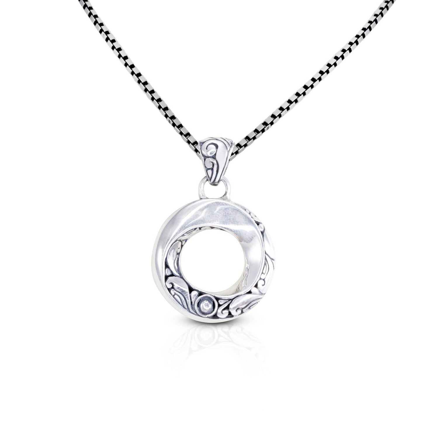infinity pendant necklace 925 sterling silver spiral shape decorated with Balinese art inspired ornament