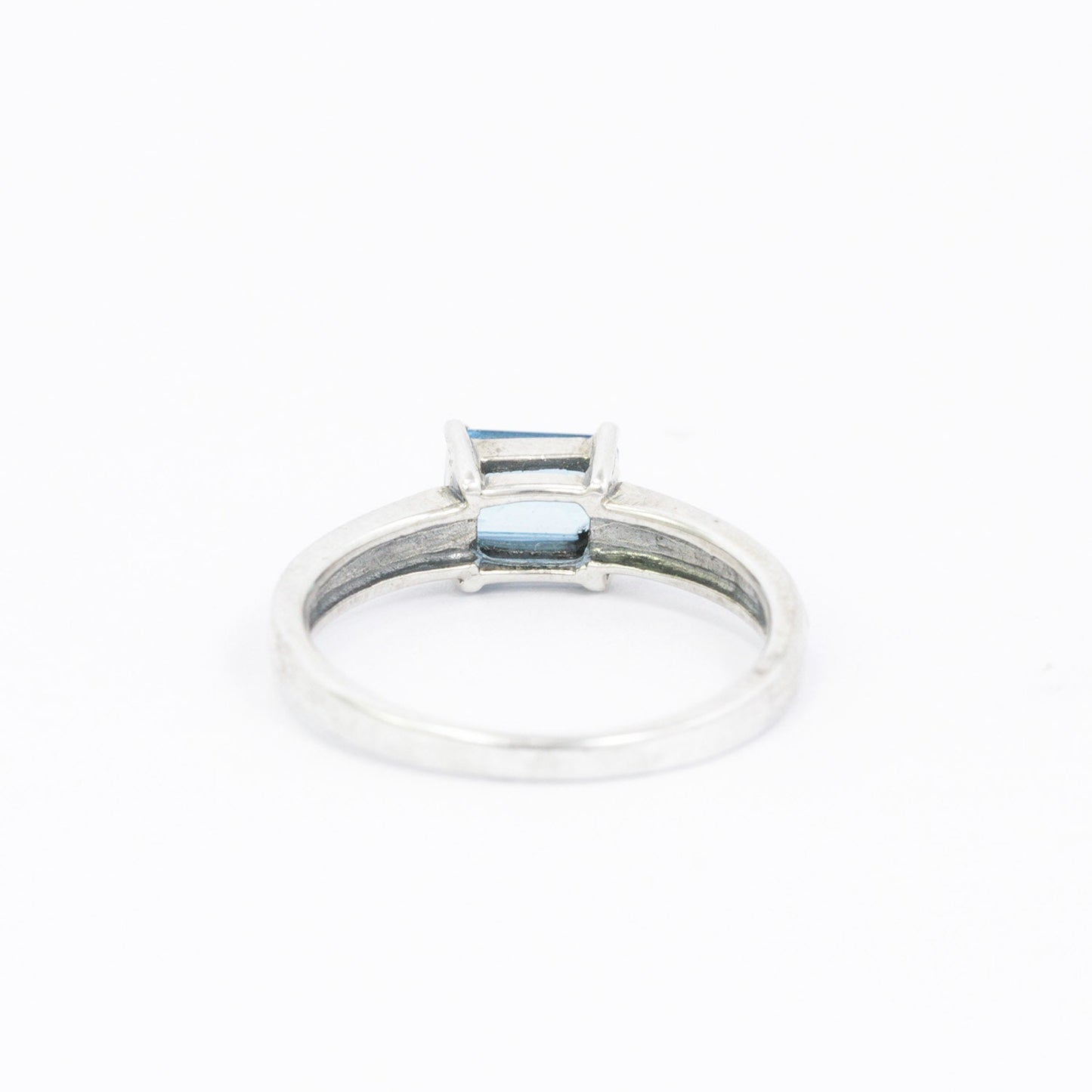 blue topaz ring 925 sterling silver decorated with glass enamel band