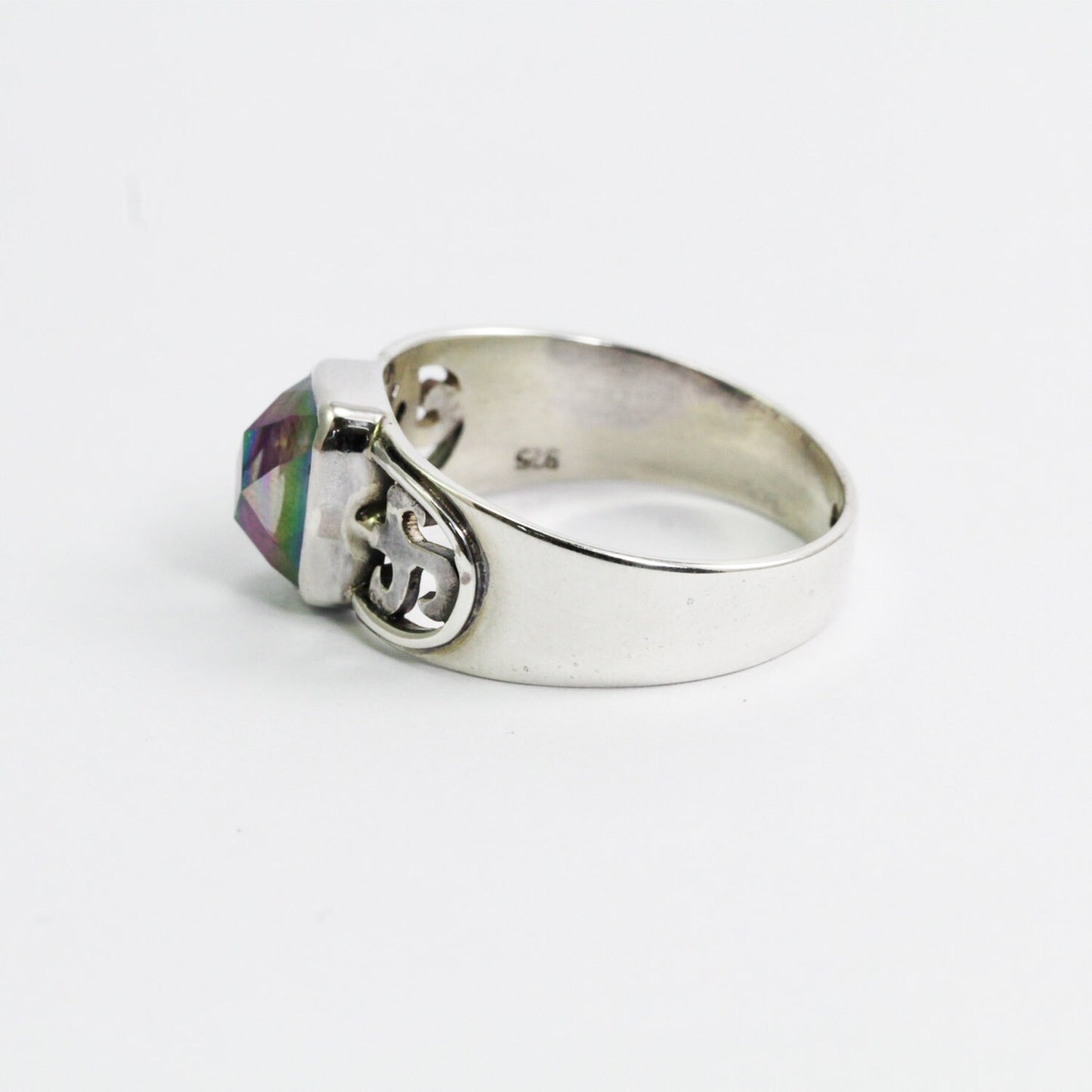 Mystique topaz ring 925 sterling silver decorated with open work filigree
