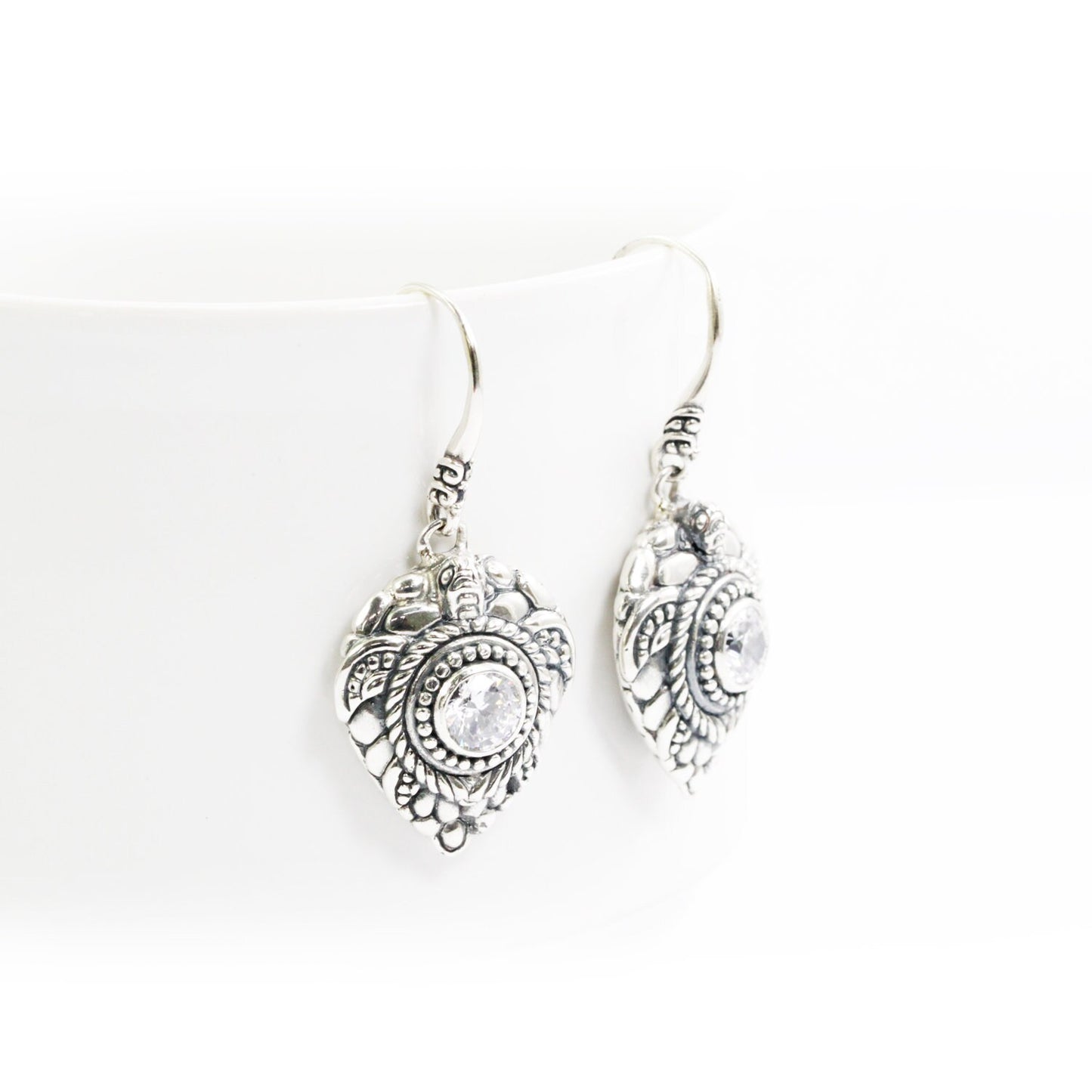 turtle earrings 925 sterling silver decorated with beautiful filigree work and white zirconia