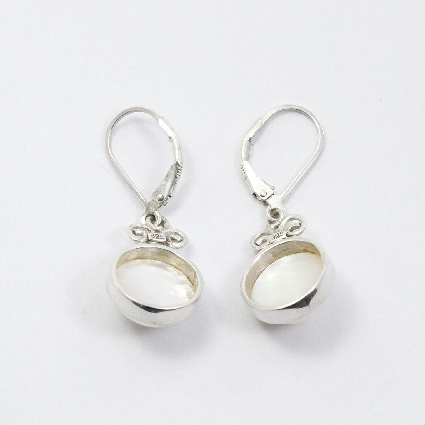 White mabe pearl earrings 925 sterling silver decorated with swirl filigree