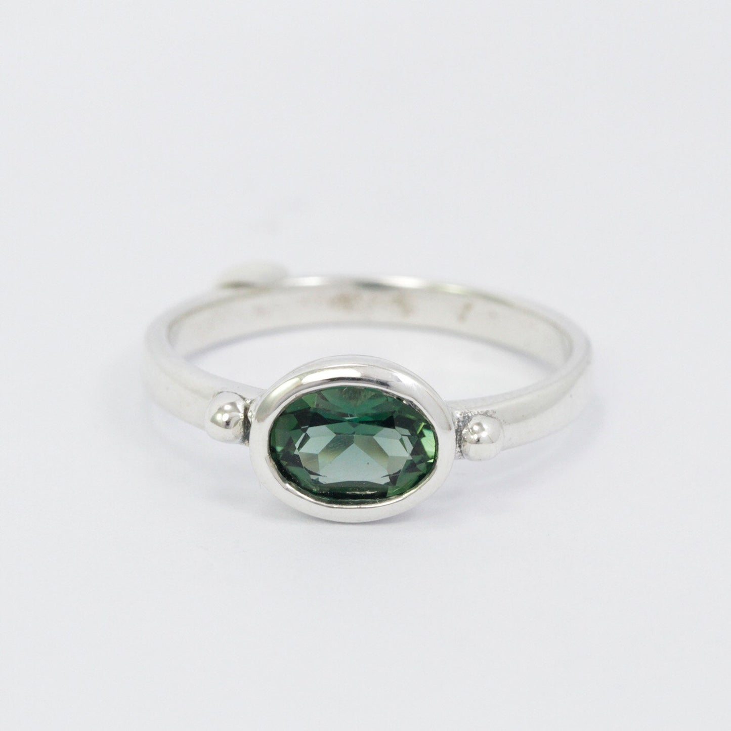 green quarts crystal ring 925 sterling silver, solitaire ring with green crystal
