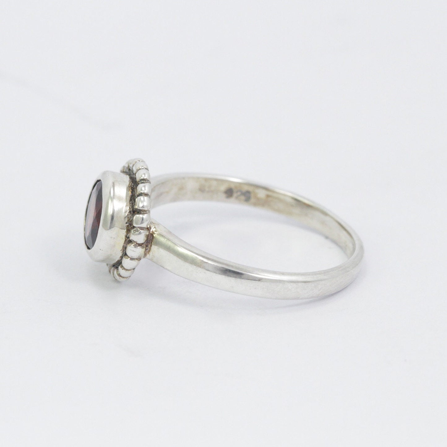 Beautiful garnet ring 925 sterling silver decorated with dot filigree ornament
