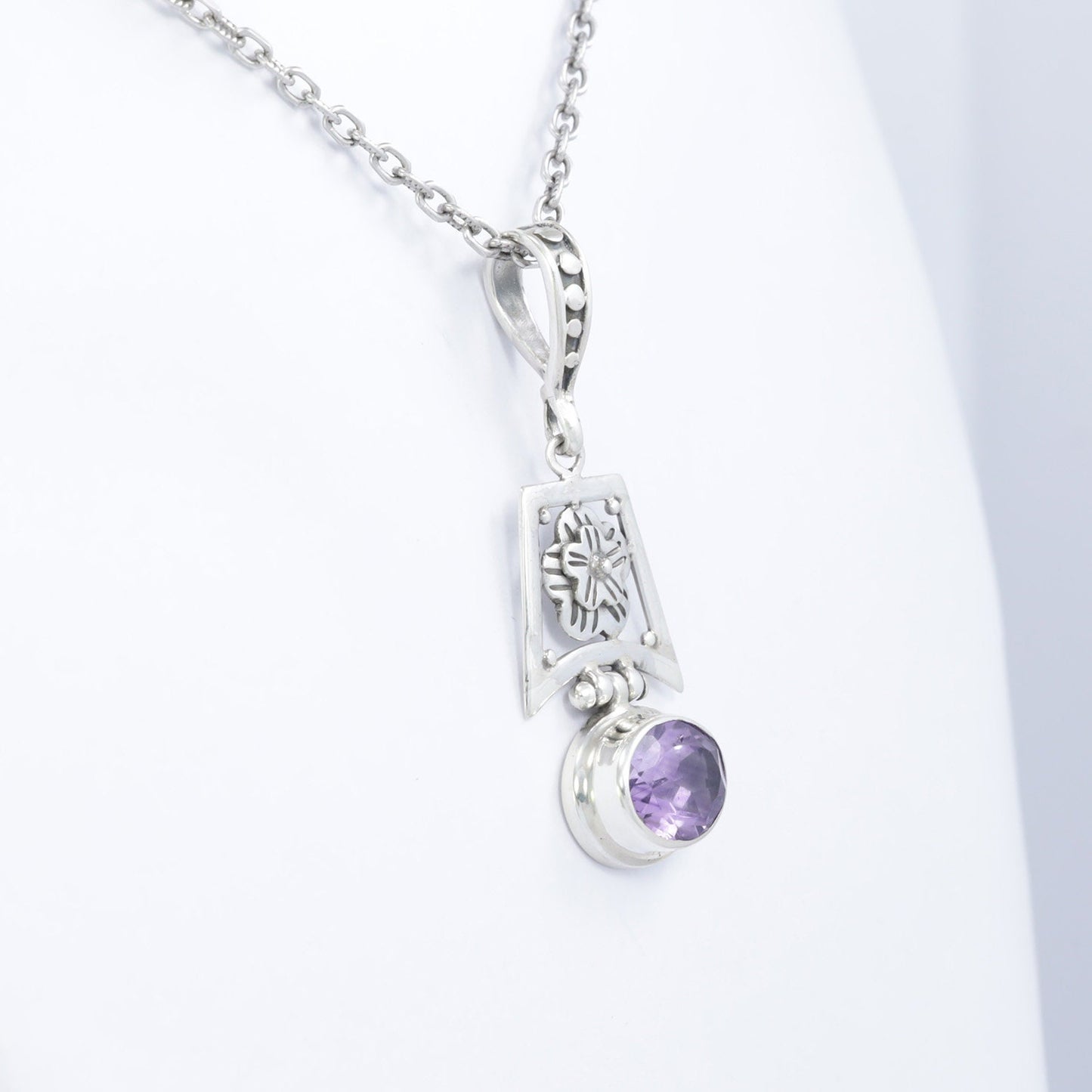amethyst pendant 925 sterling silver with flower ornament bezel set