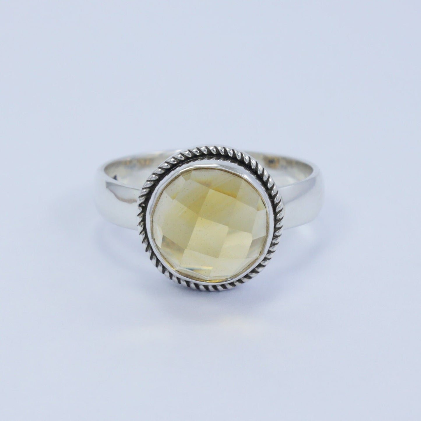 yellow citrine ring 925 sterling silver decorated with cable style edge bezel