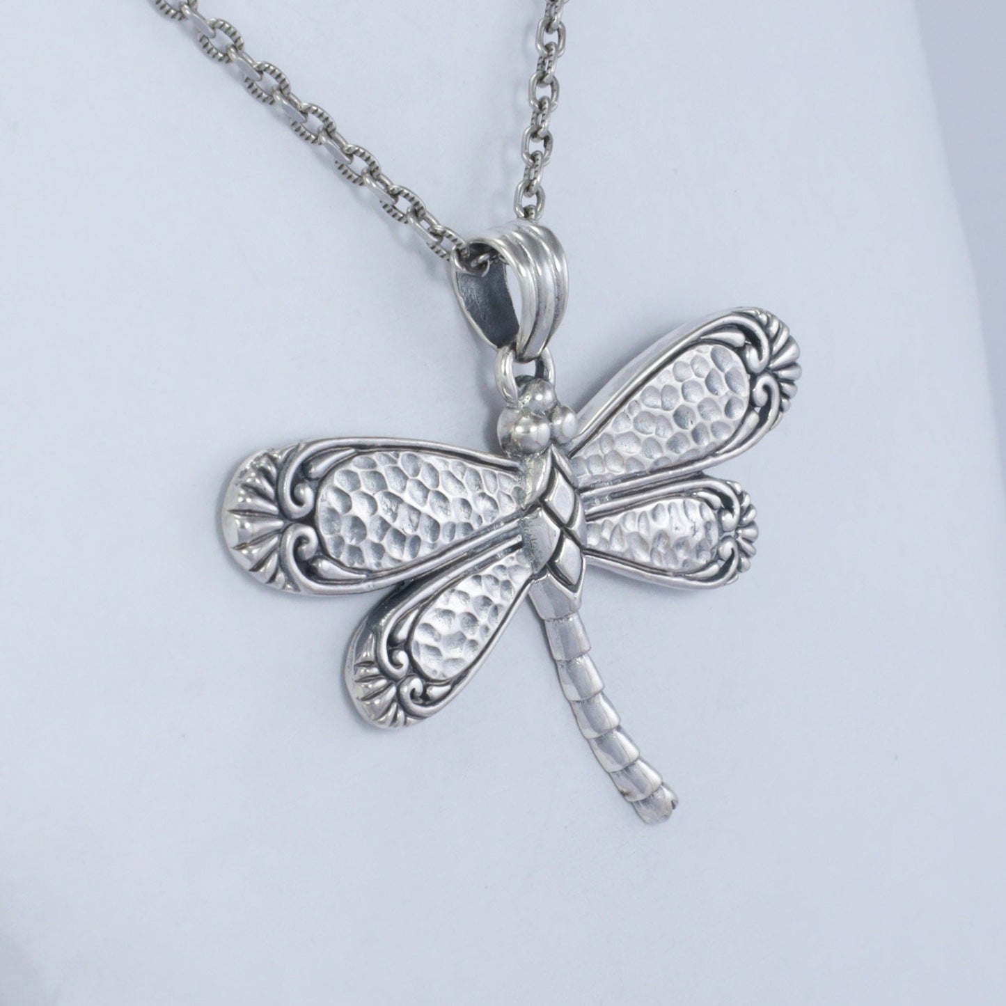 Dragonfly pendant 925 sterling silver with hummer style and filigree ornament